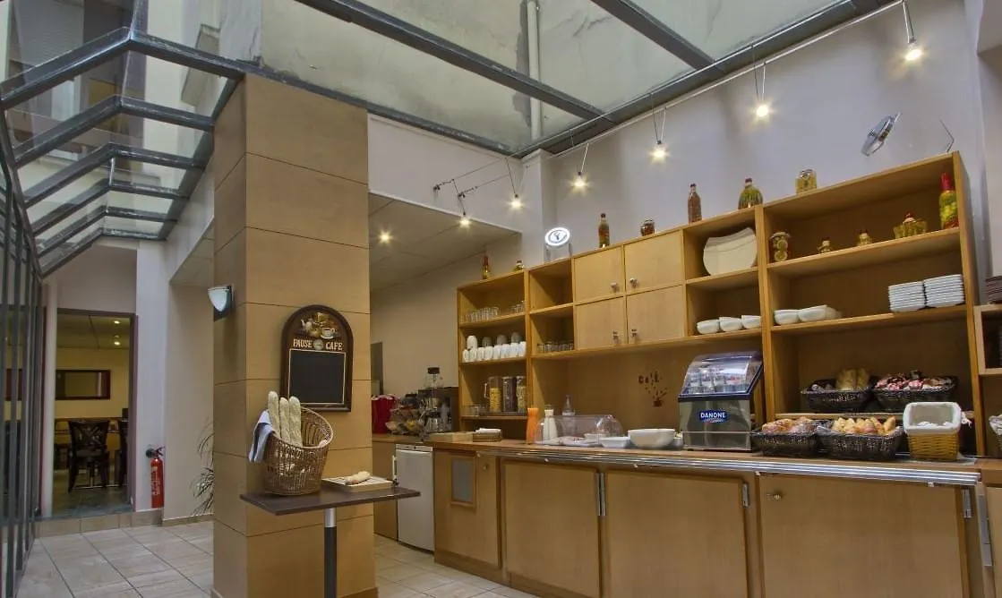 Timhotel Le Louvre Otel