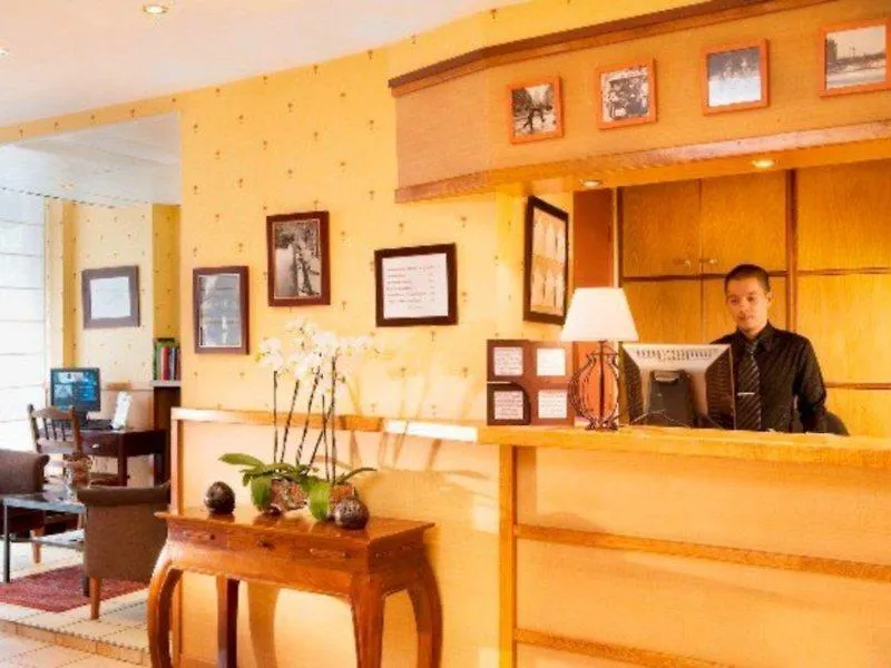 Otel Timhotel Le Louvre 3*