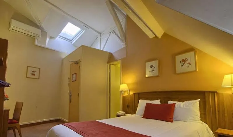 Otel Timhotel Le Louvre 3*