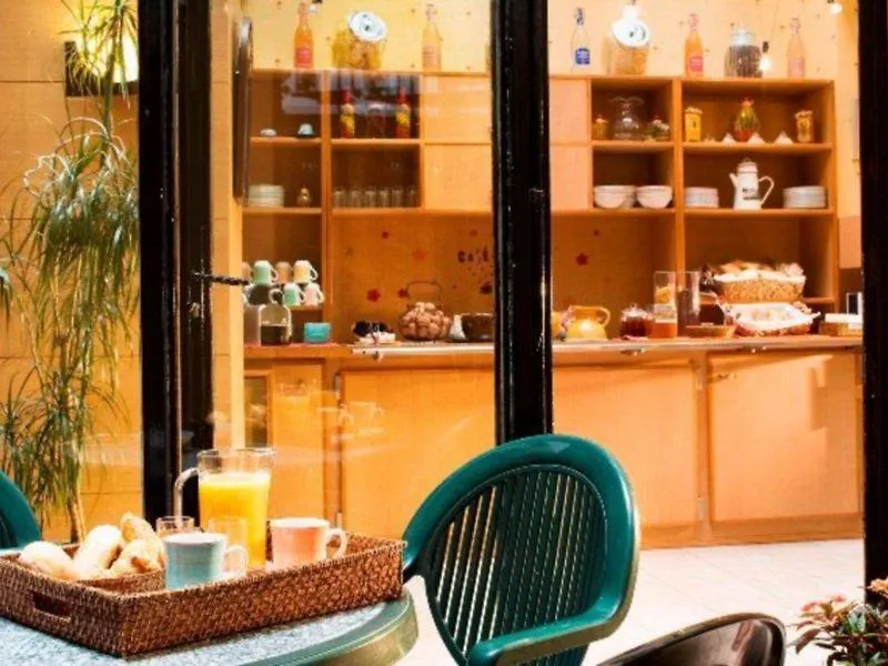 Timhotel Le Louvre Paris