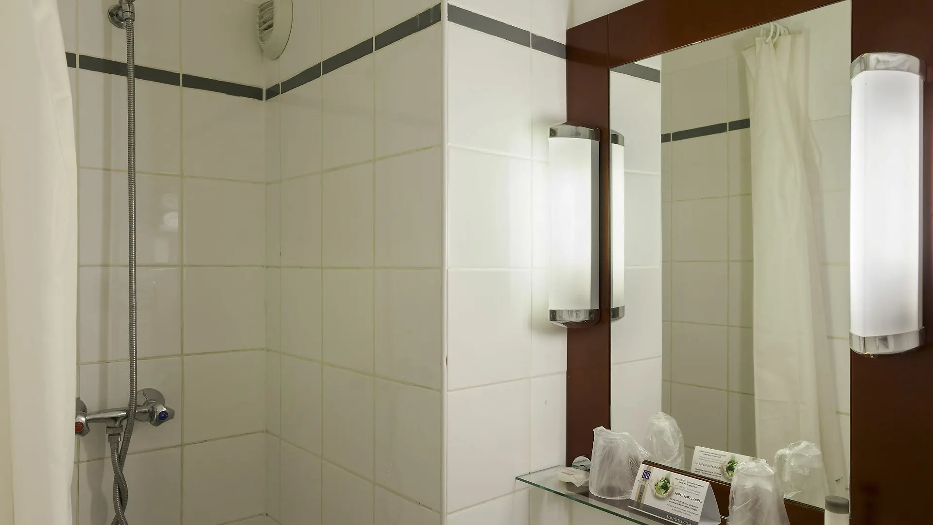 Hotel Timhotel Le Louvre Paris
